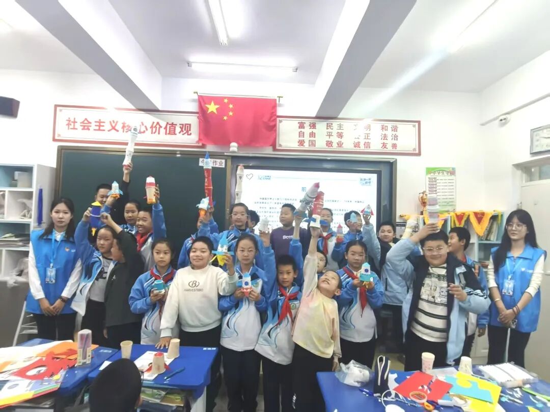 13847a6d4643424181fb8ea6f19fa35b.jpg 640 (15).jpg