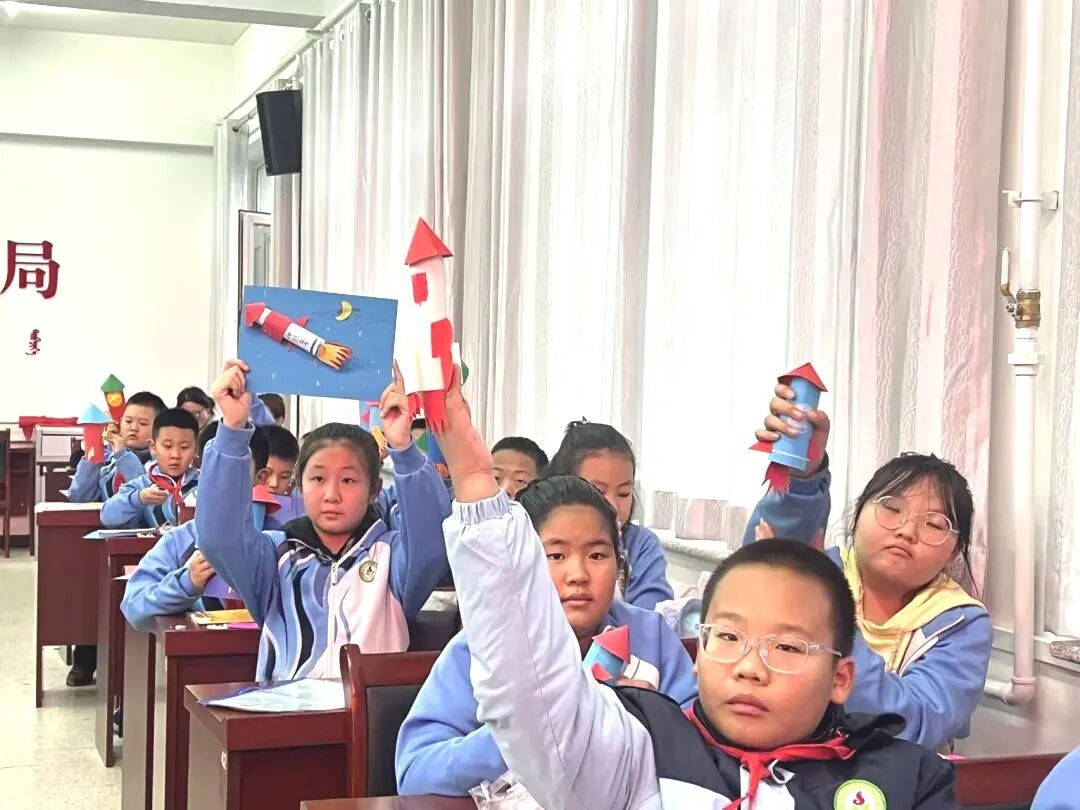 2572c1b44c644d1b915513afc679d855.jpg 640 (11).jpg