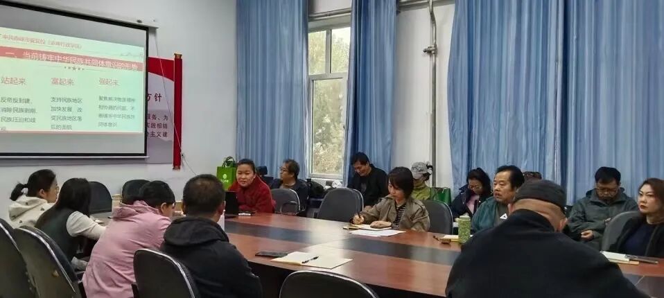 48bab775c4994805861b05626f406c98.jpg 640.jpg