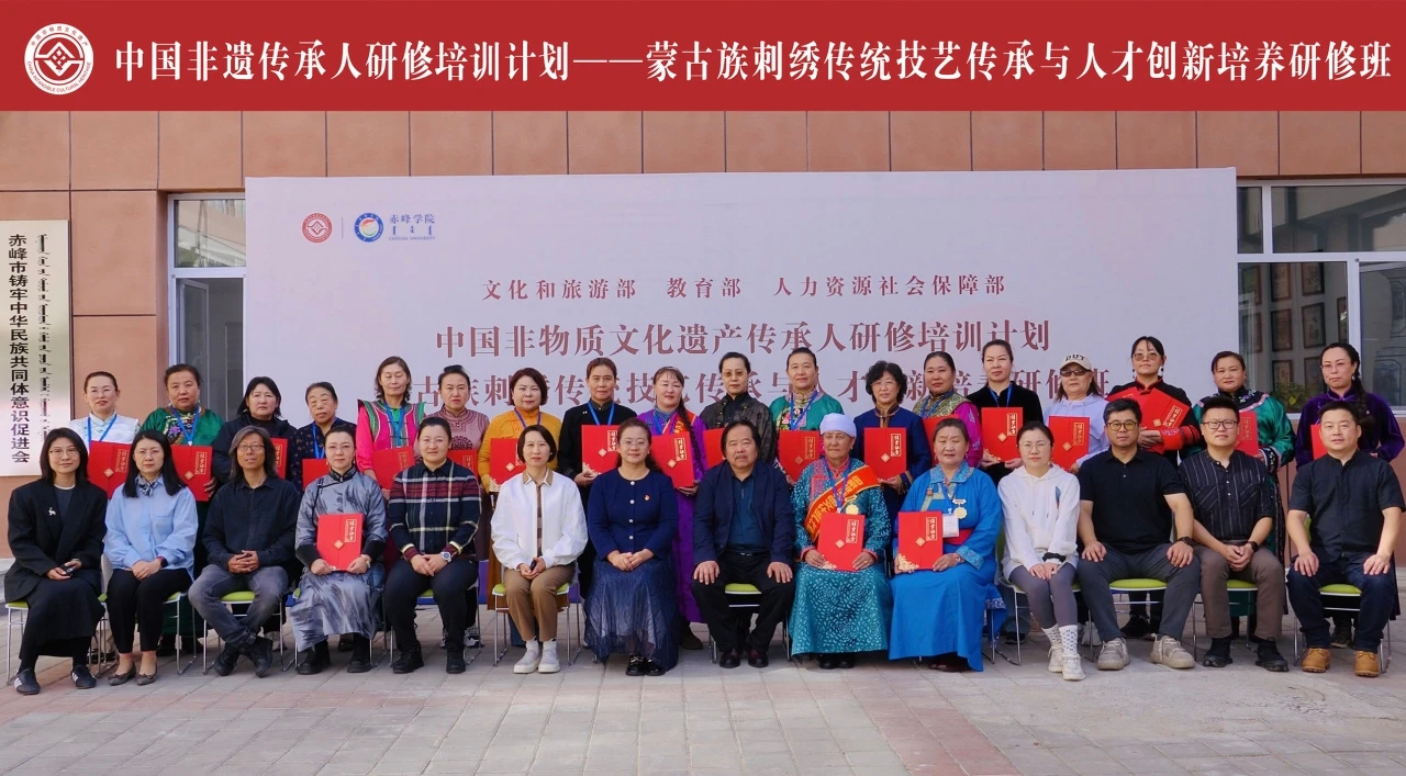 9b19289b2cca4aacadd5f41d9ed8d508.bmp default.bmp