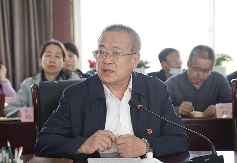 刘万虎.jpg