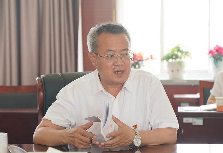 刘万虎.jpg
