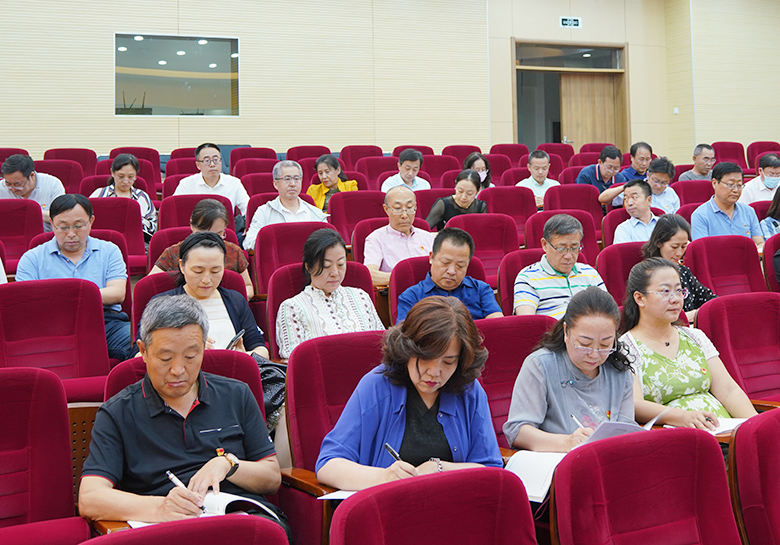 与会.jpg
