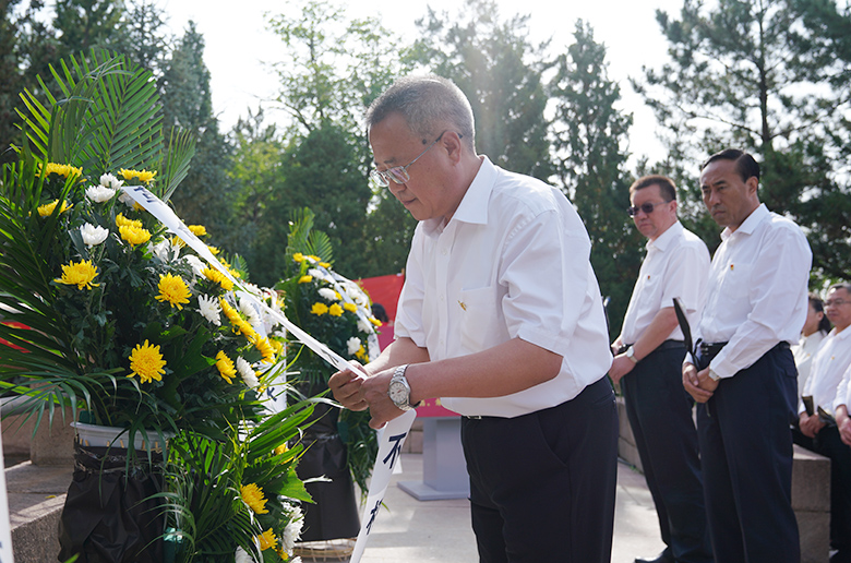 刘书记.jpg