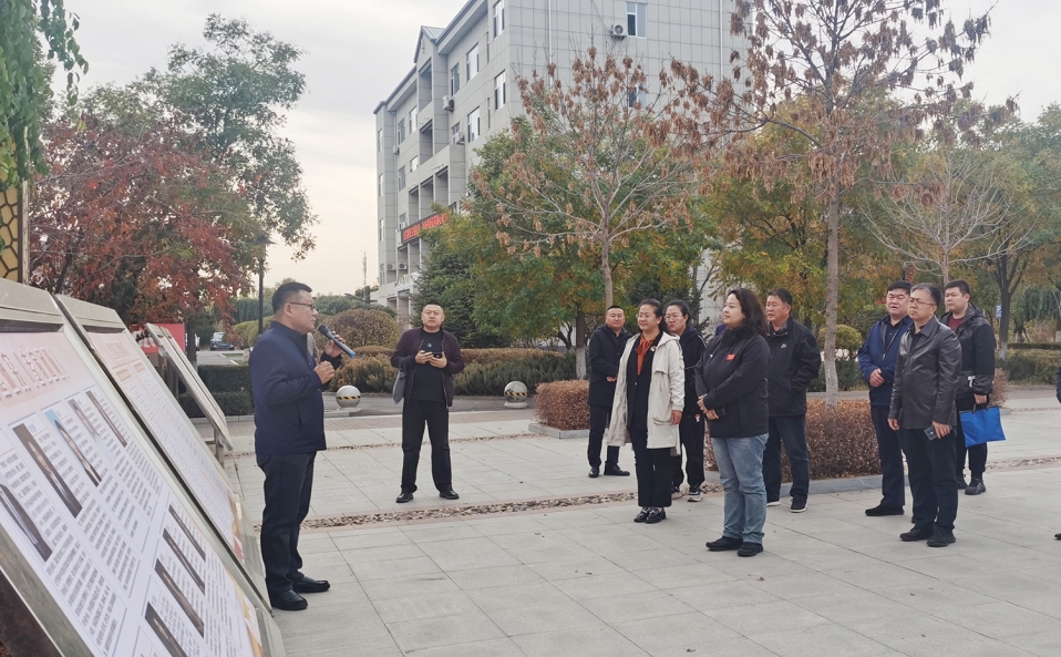 4b2cb47054284c4eaceb0d5e3c22e11f.jpg 用图.jpg