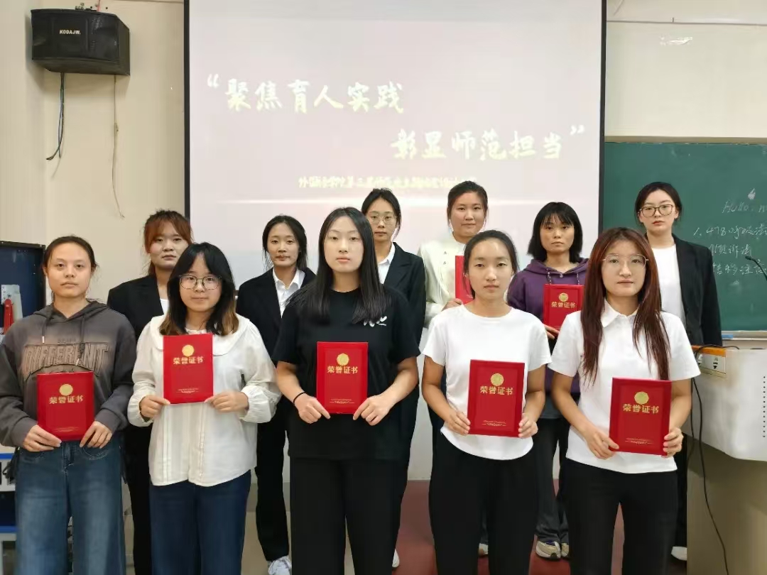 368ee3b0d3b94e408cc9bb4caff11573.jpg c7124afc93532d046df9bd81dbd1618c.jpg