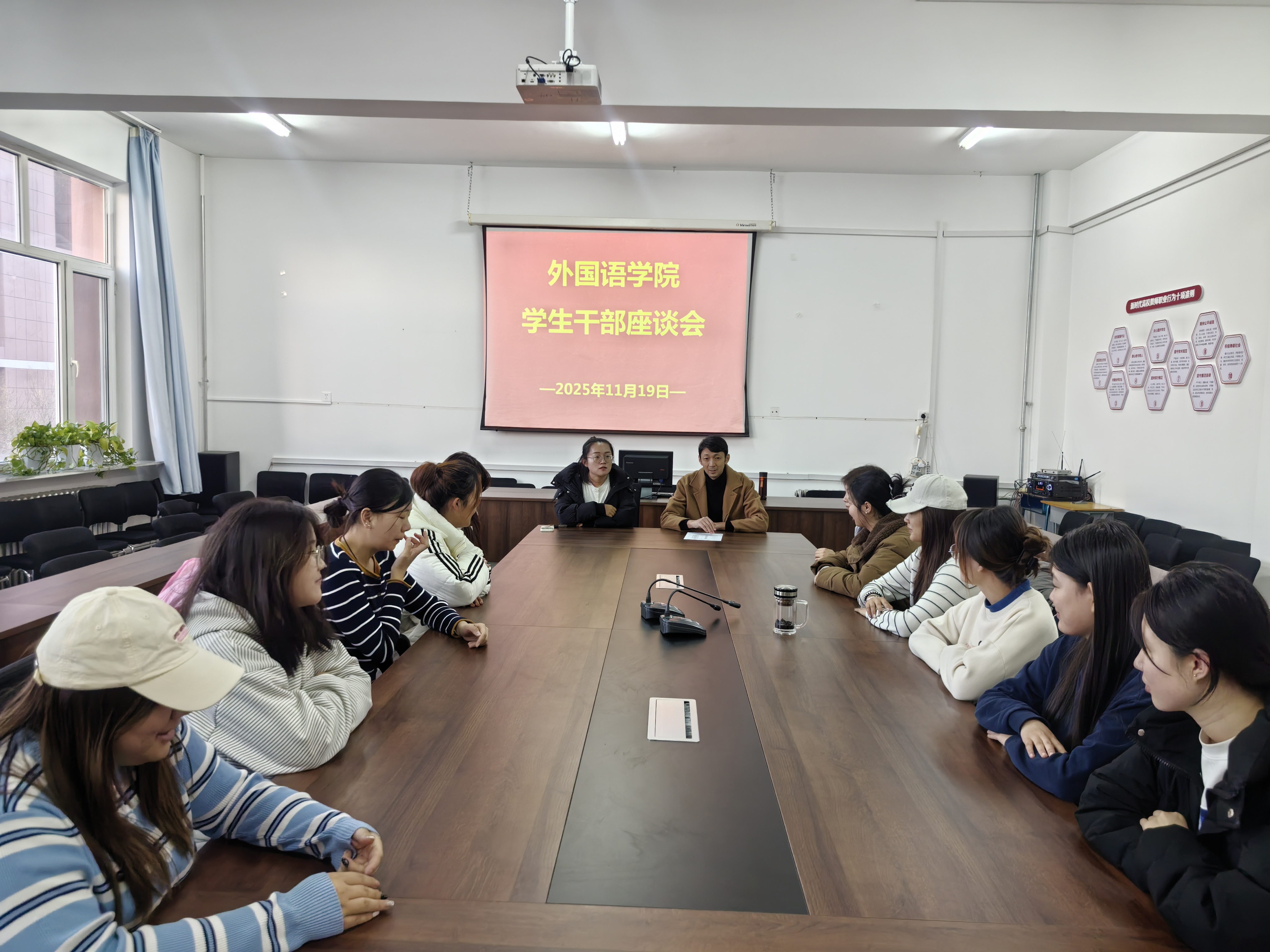 594e573f33d549e68f7dbfaa8b0d0008.jpg 3e8254d7ae890c2f90715c7817b55a86.jpg