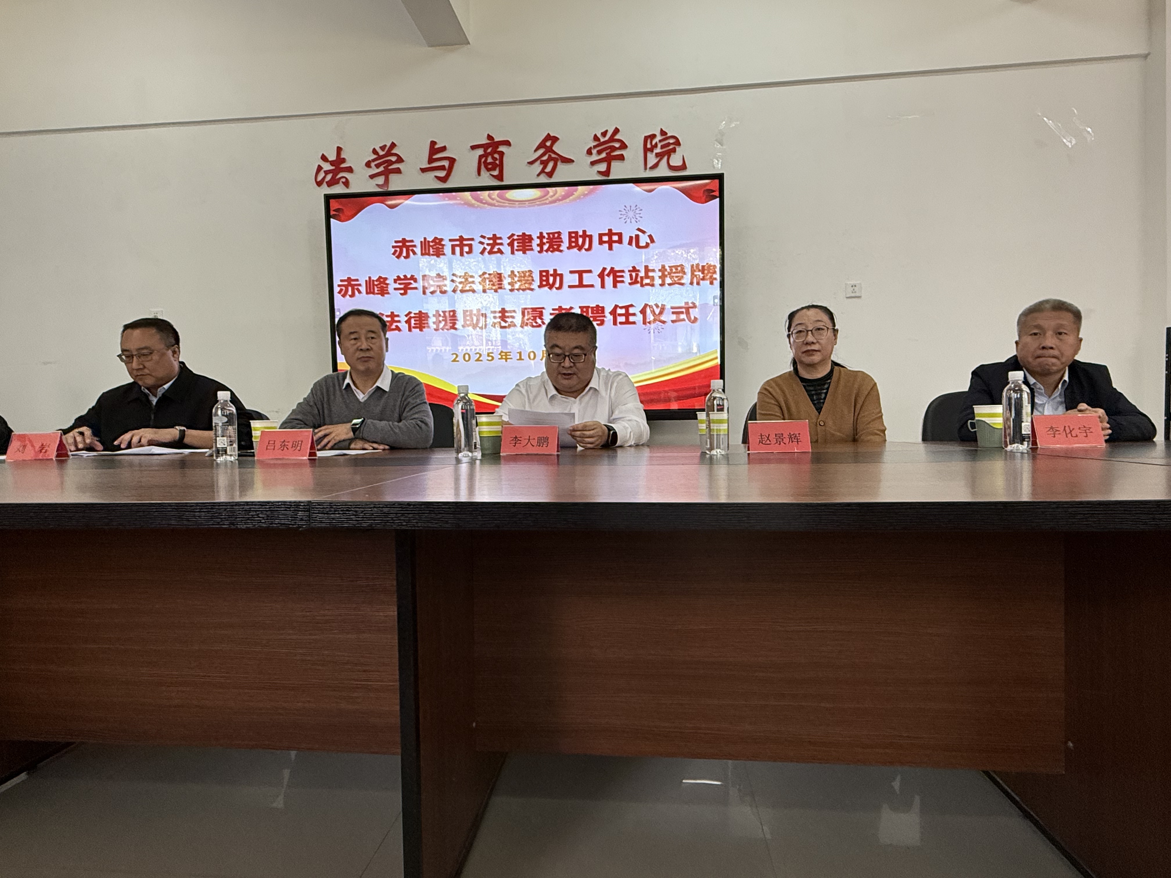 aca95ea9599146188c299b7a0c45eb10.jpg aca95ea9599146188c299b7a0c45eb10.jpg