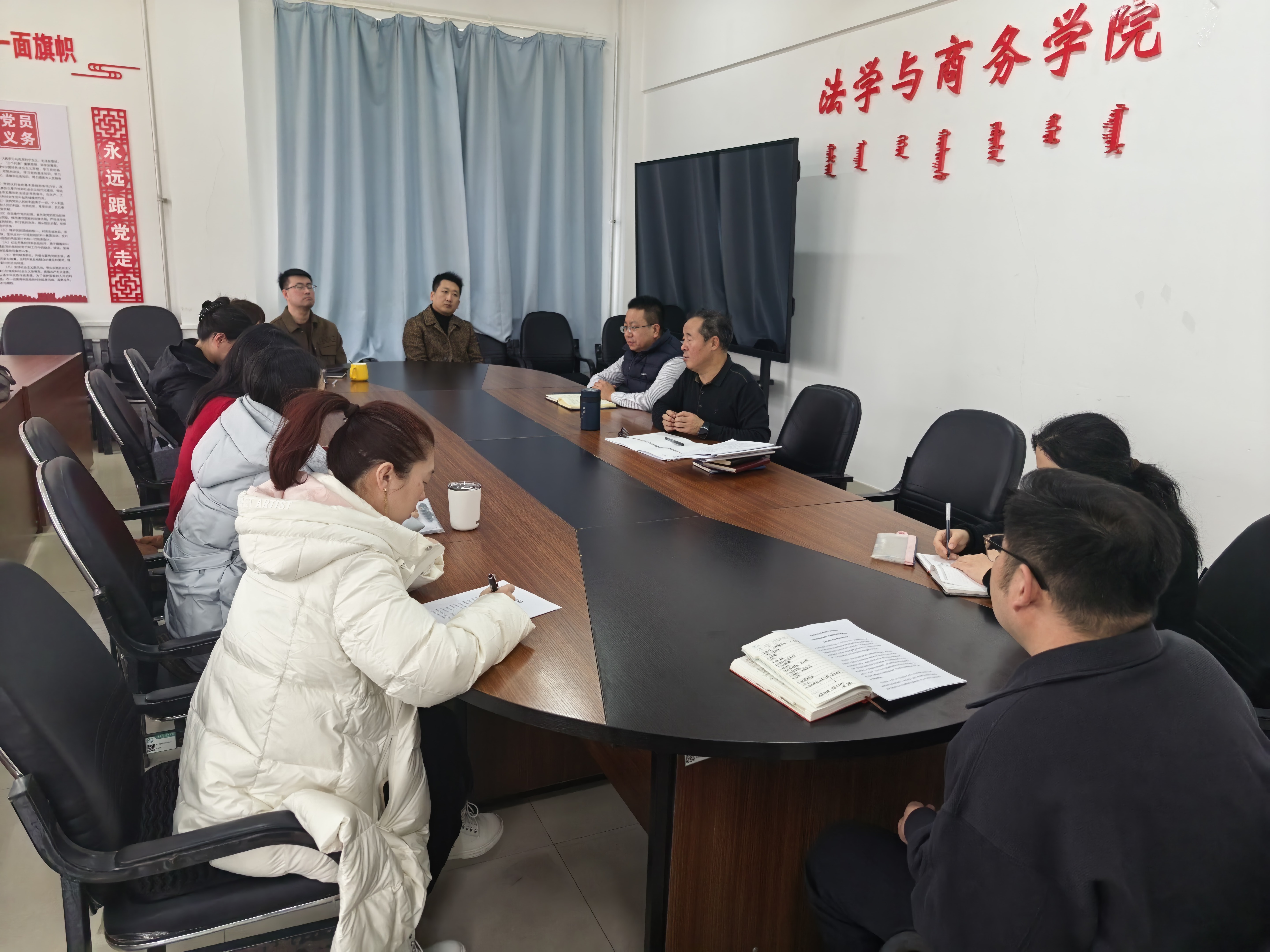 a07e23d95985471492b8dc3840805e40.jpg a07e23d95985471492b8dc3840805e40.jpg