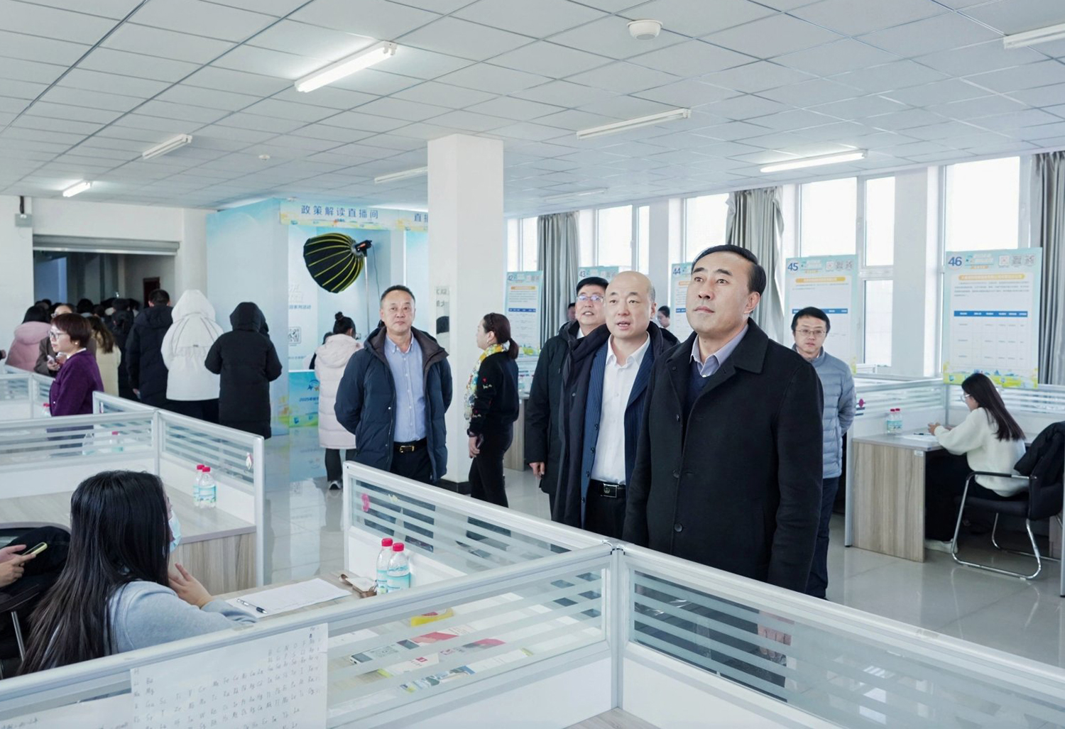 5fb8afe2a1c64ea6a9cee46a6638403a.jpg 用图1.jpg