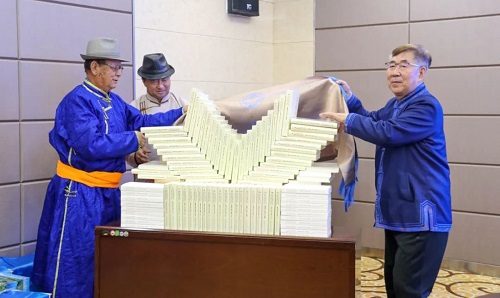 02.jpg