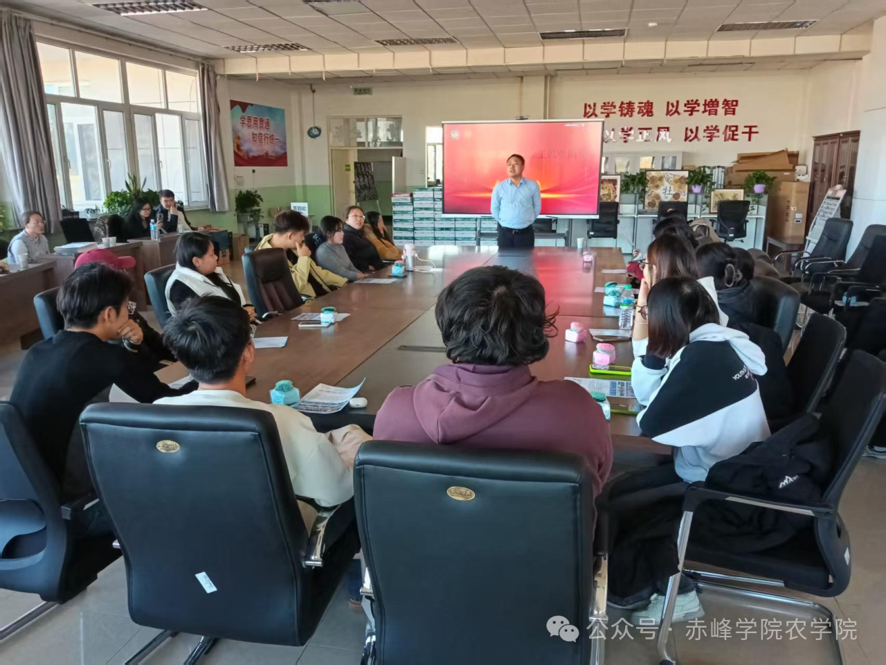 18c03e50d1e146c9b178288812608ab1.png 18c03e50d1e146c9b178288812608ab1.png