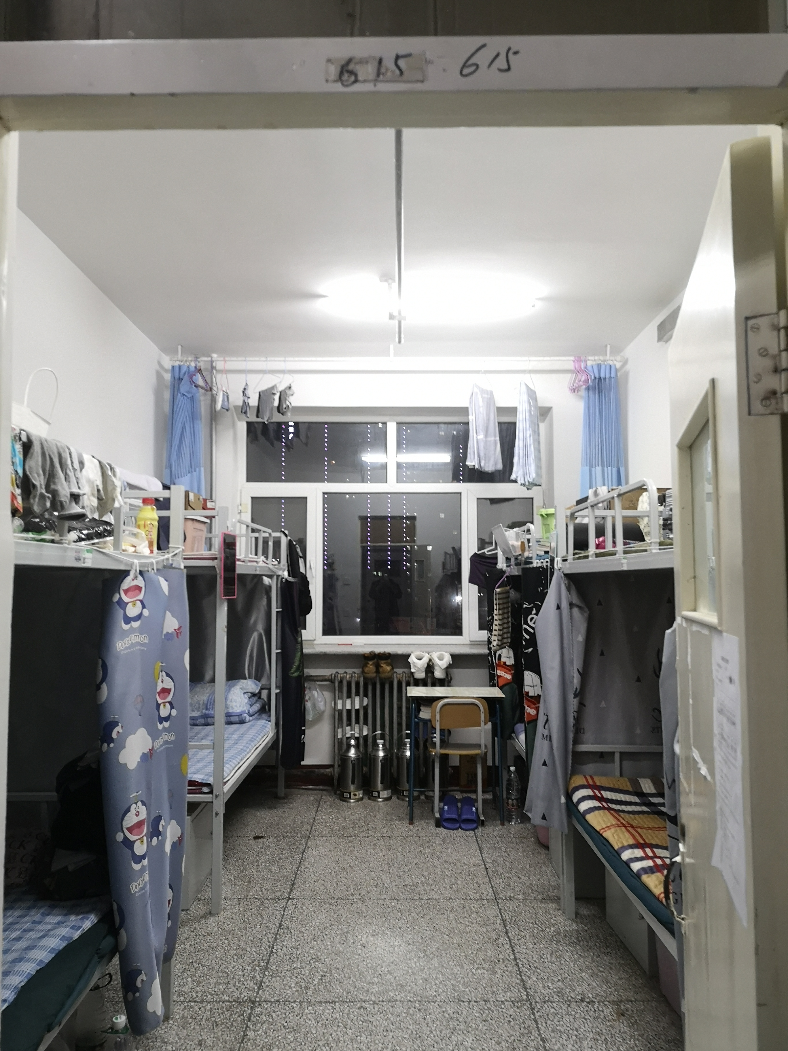 d645412f480a4d55ba280b2a2ff821c1.jpg