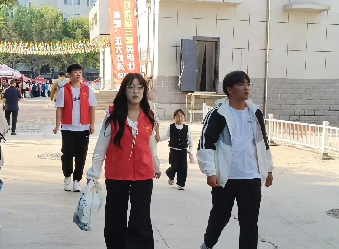 f51daae8975d4998bda4c91a9c32144c.jpg