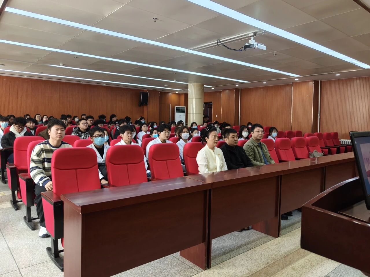 56b57fcd628f42888930771233c47d49.jpg 56b57fcd628f42888930771233c47d49.jpg