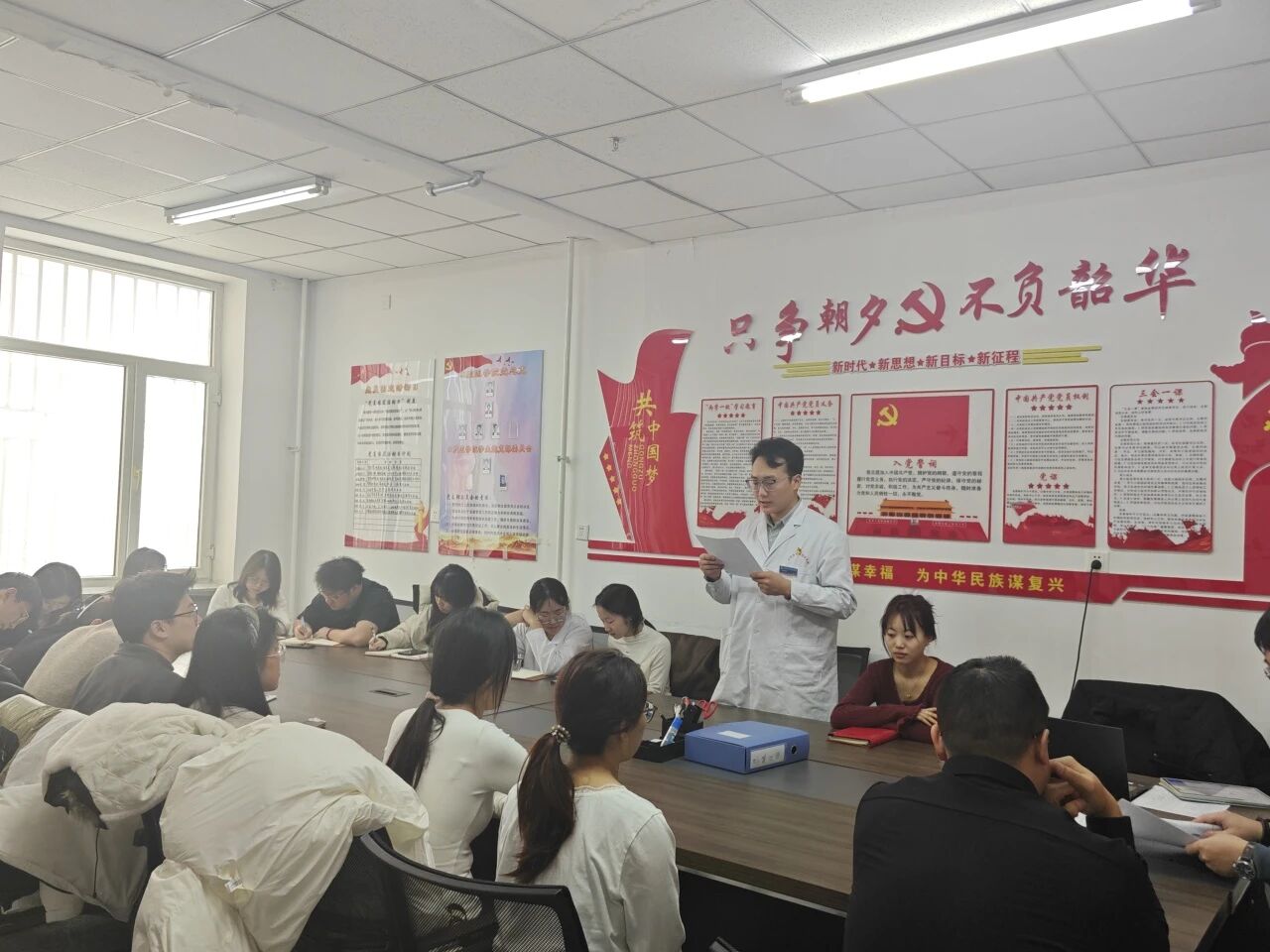 76c77f2ee71e4adeb08ed0ced865c1c1.jpg 76c77f2ee71e4adeb08ed0ced865c1c1.jpg