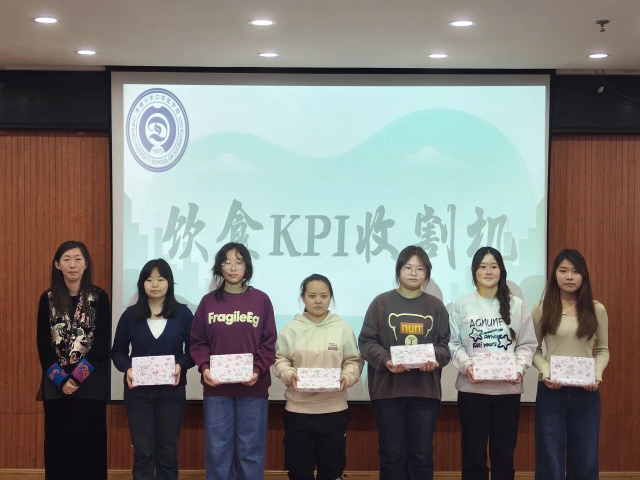 9e6f5cbb4cc143a78dbbe89cd27d6cea.jpg 9e6f5cbb4cc143a78dbbe89cd27d6cea.jpg