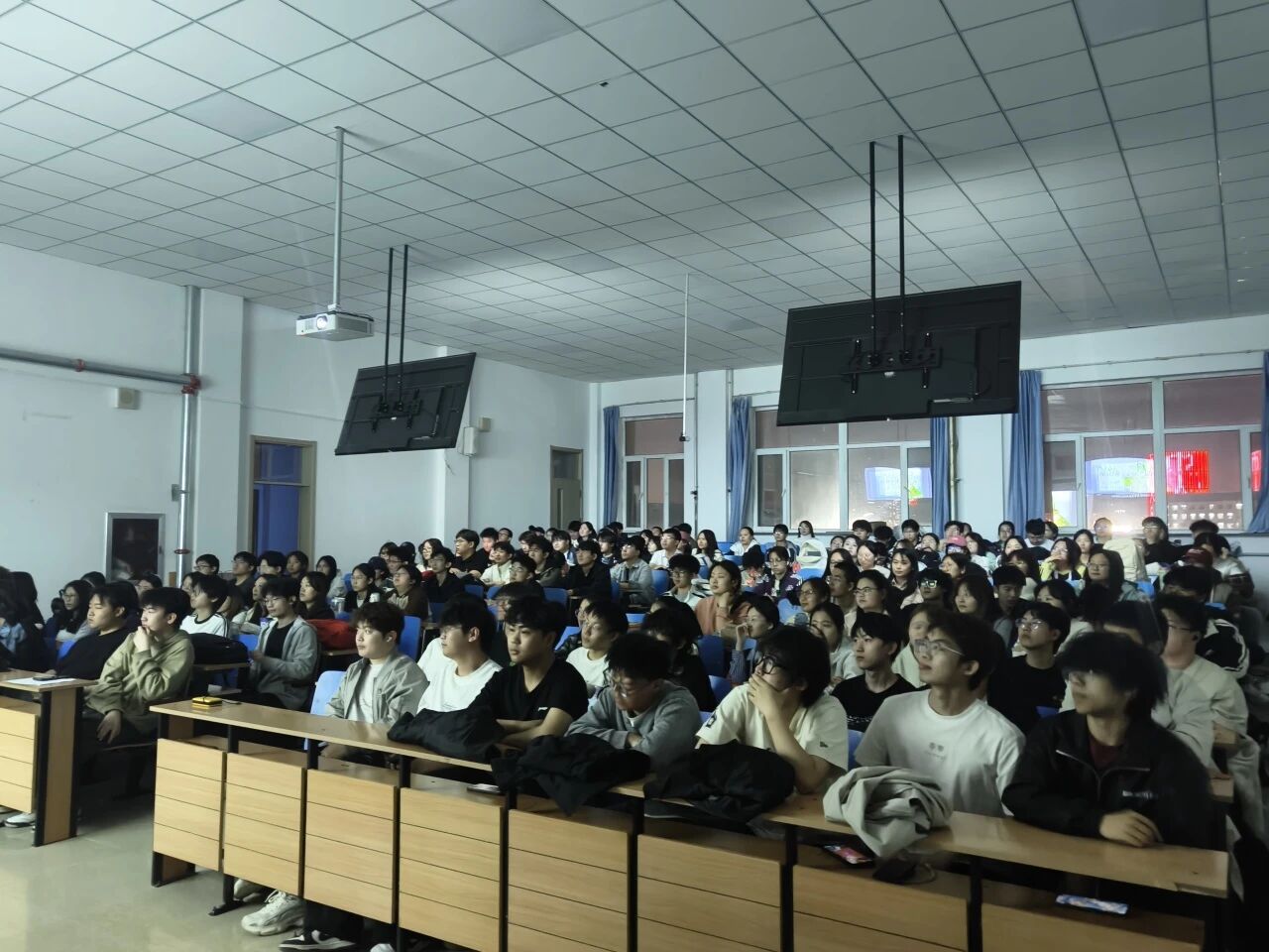 2d11a0382ad246c7a71c91237773b96b.jpg 2d11a0382ad246c7a71c91237773b96b.jpg