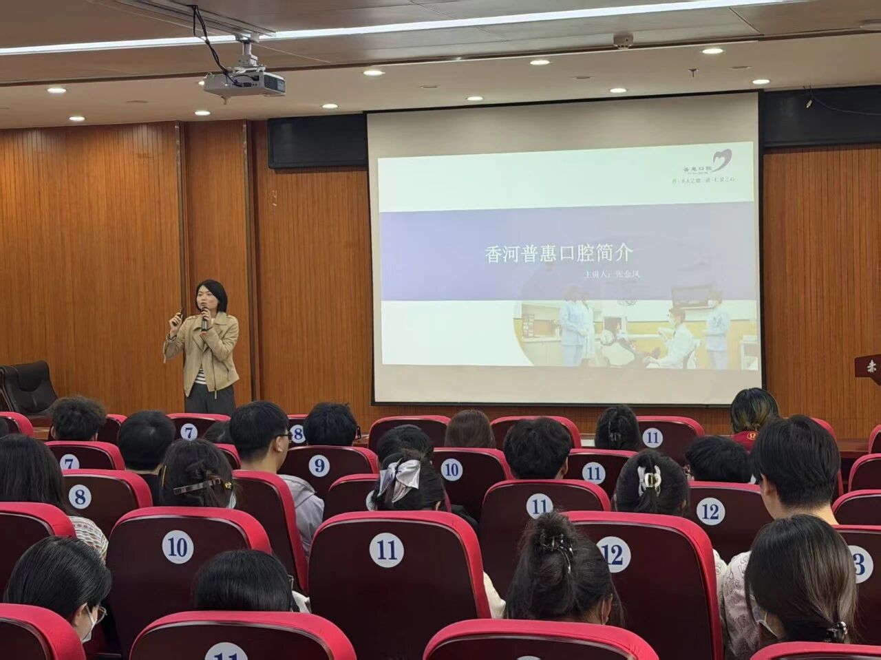 bf5a53d1f1b446b2a5cd2729f6355aed.jpg bf5a53d1f1b446b2a5cd2729f6355aed.jpg