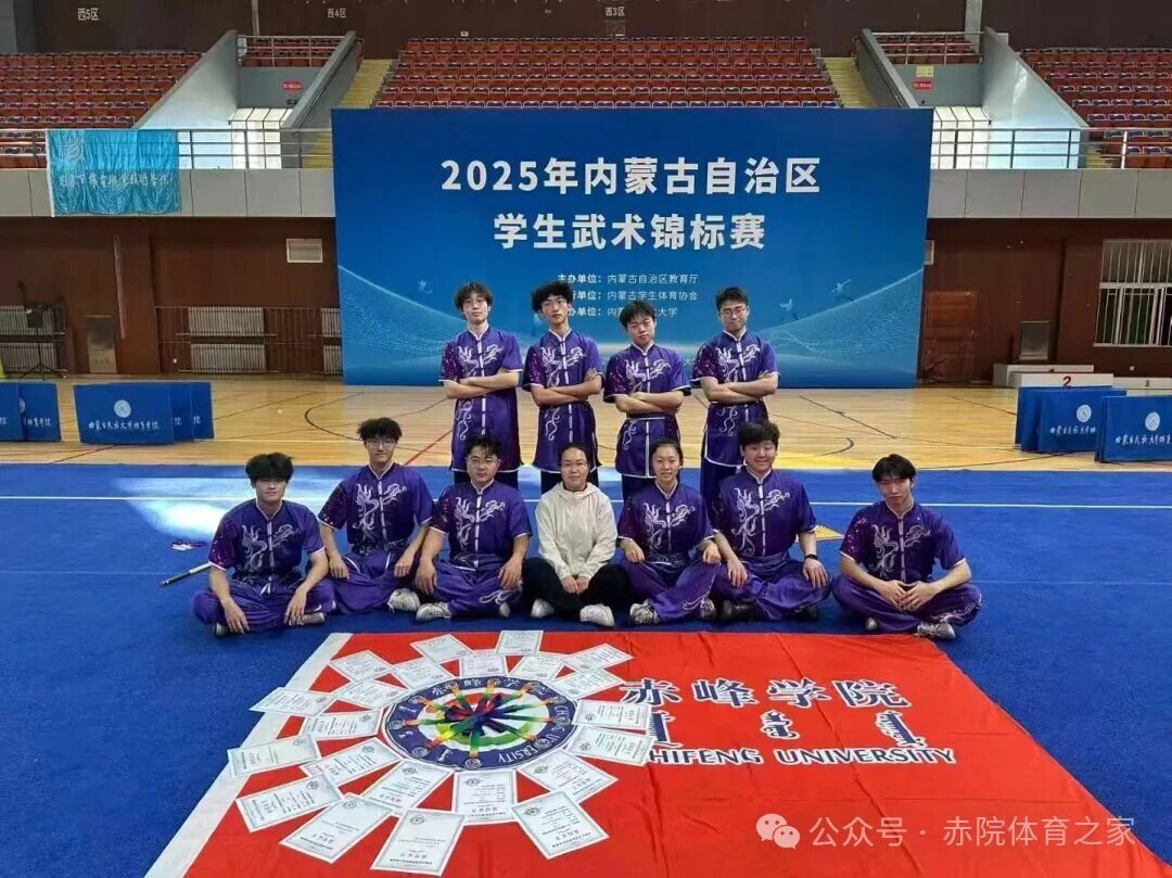 9869ad7633d345e59d6c841b062d952d.jpg fd069579f87598cbec97376132acac3c.jpg