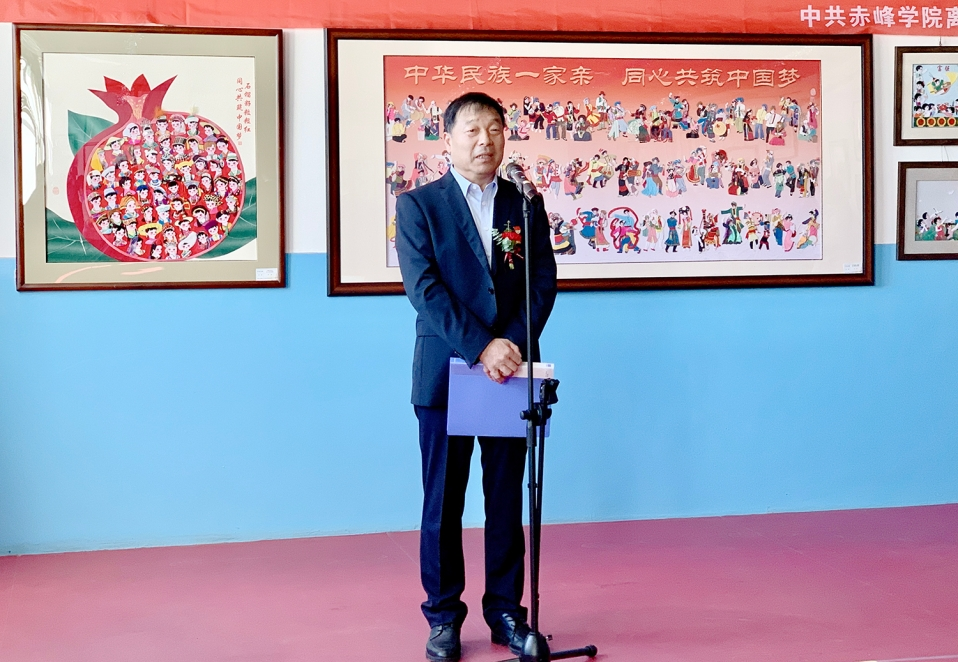 1b5206c5379644a89a97e5a7bf25454b.png 1b5206c5379644a89a97e5a7bf25454b.png