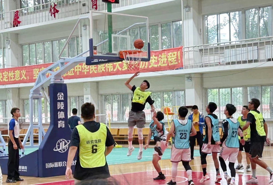 ff05e0c262064552b2cd218ad31b9898.jpg 篮球赛.jpg